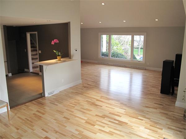40 Grace Road Newton, MA 02459 - Photo 8 of 24 an empty room with wooden floor and windows