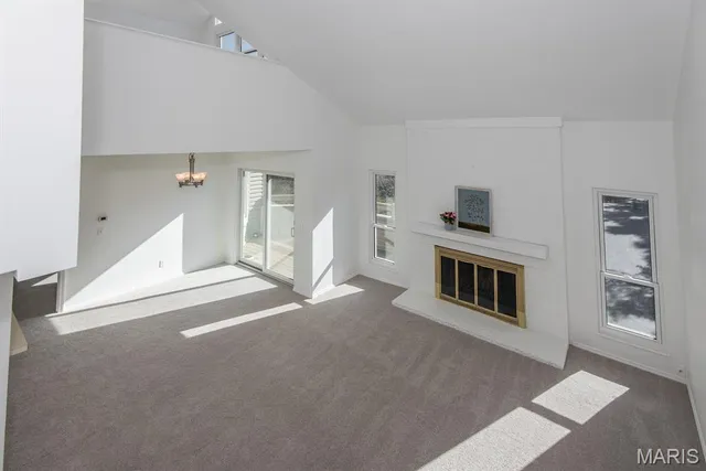 $240,000 | 1010 Thoreau Court, Unit 301, Creve Coeur, MO 63146