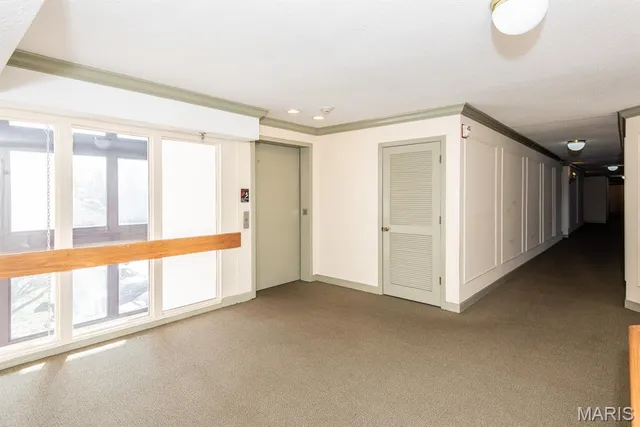 $240,000 | 1010 Thoreau Court, Unit 301, Creve Coeur, MO 63146