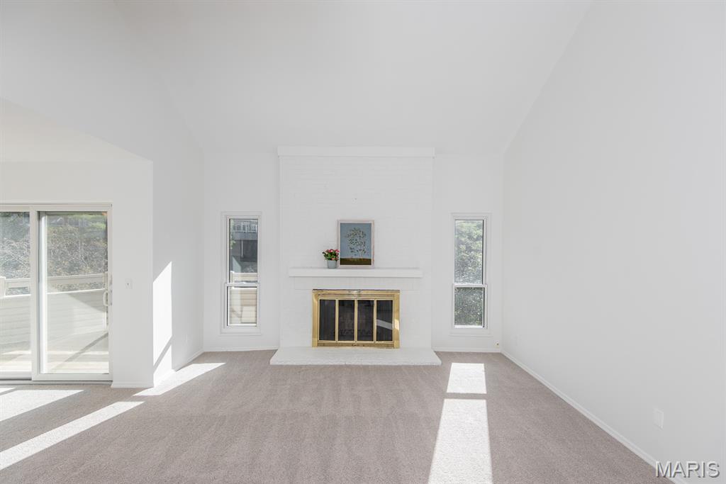 1010 Thoreau Court, Unit 301 Creve Coeur, MO 63146 - Photo 6 of 37