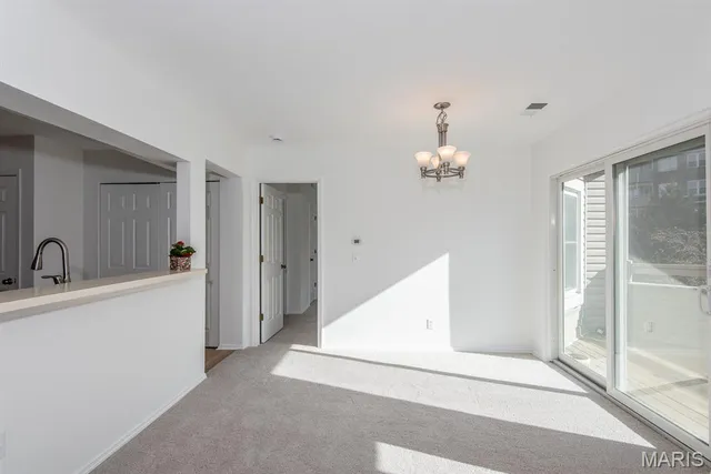 $240,000 | 1010 Thoreau Court, Unit 301, Creve Coeur, MO 63146