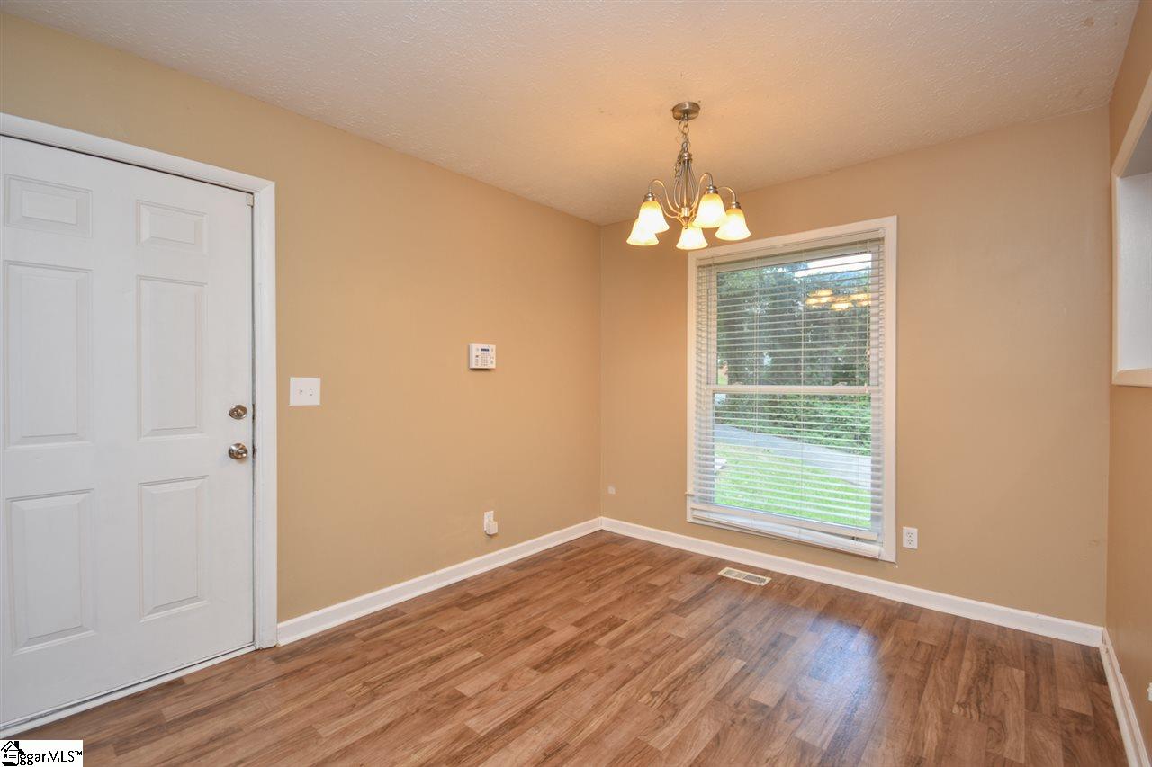 155 Lincoln Road Taylors, SC 29687 - Photo 7 of 22 Gallery Image 7