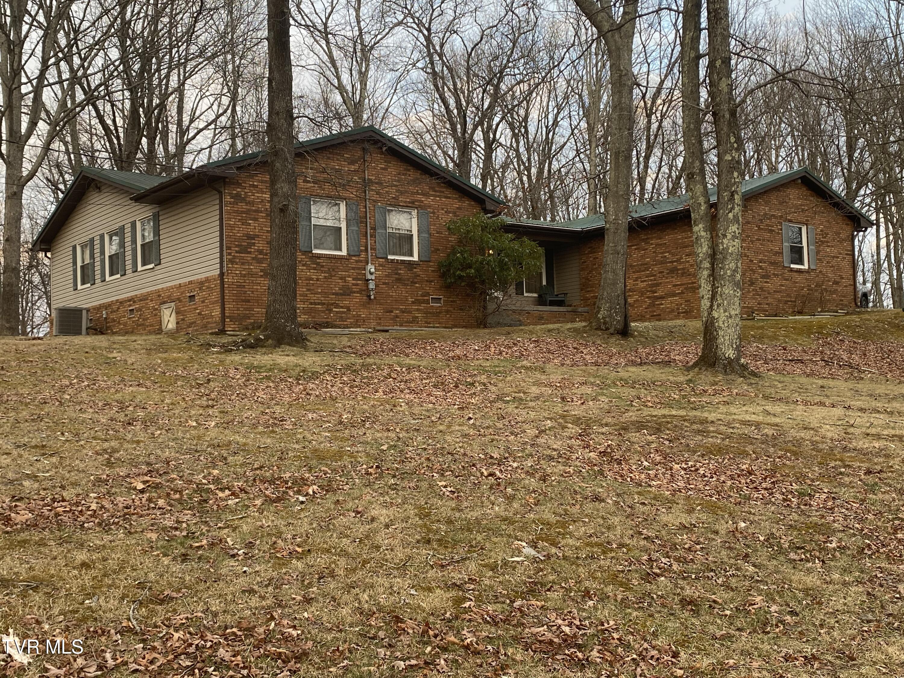 7113 Appletree Road Wise, VA 24293 - Photo 1 of 84 IMG_3980