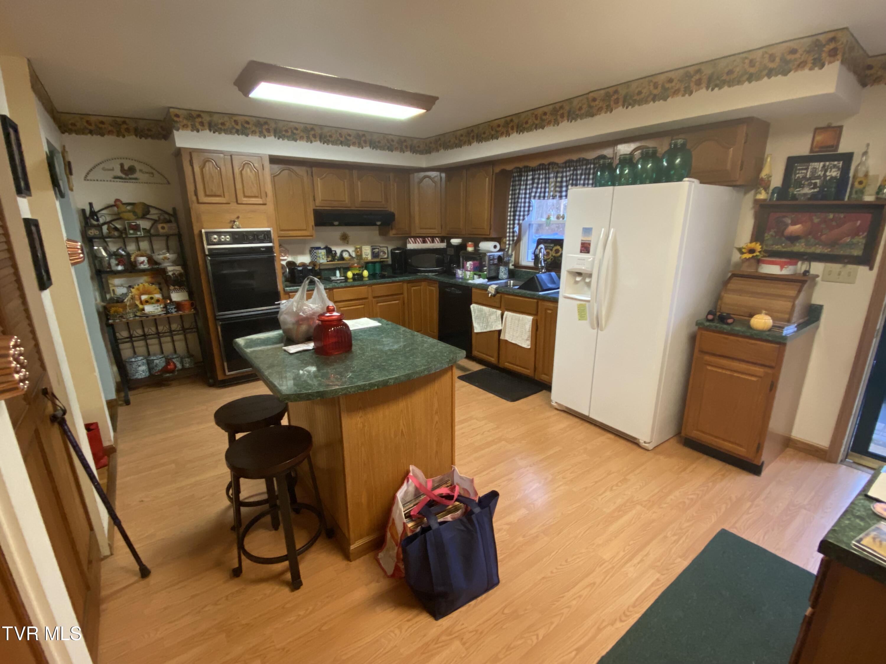 7113 Appletree Road Wise, VA 24293 - Photo 13 of 84 IMG_3997