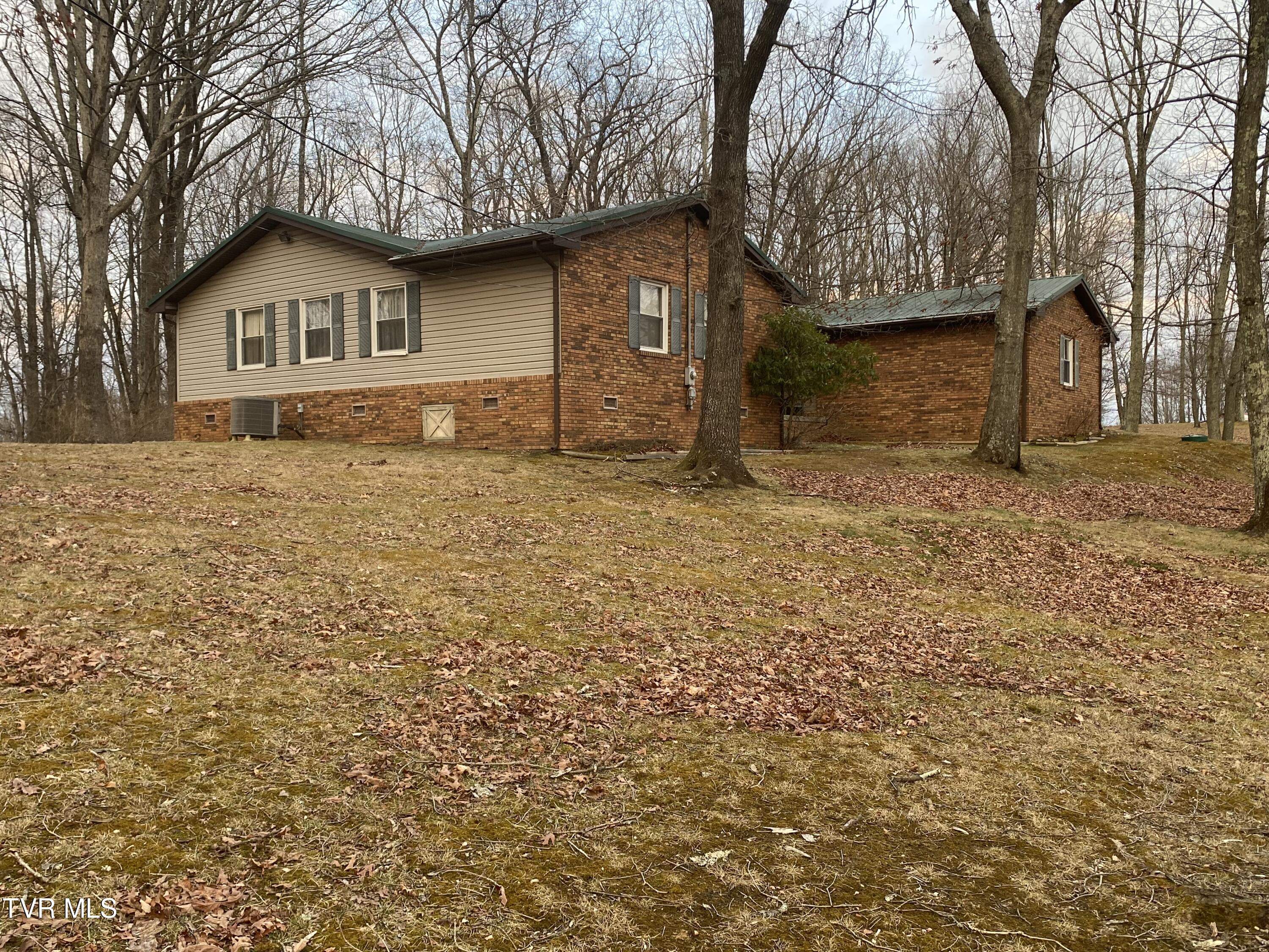 7113 Appletree Road Wise, VA 24293 - Photo 64 of 84 IMG_3981