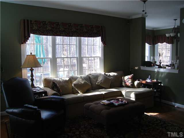 2716 Dray Court Raleigh, NC 27613 - Photo 13 of 25 Den/Family/Great Room