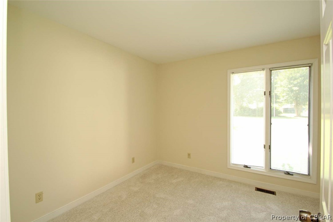 1621 Locust Grove Road Topping, VA 23169 - Photo 41 of 48 Guest Room 1