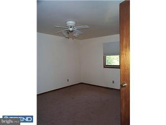 715 Fourth Avenue Croydon, PA 19021 - Photo 5 of 12 Bedroom - Main