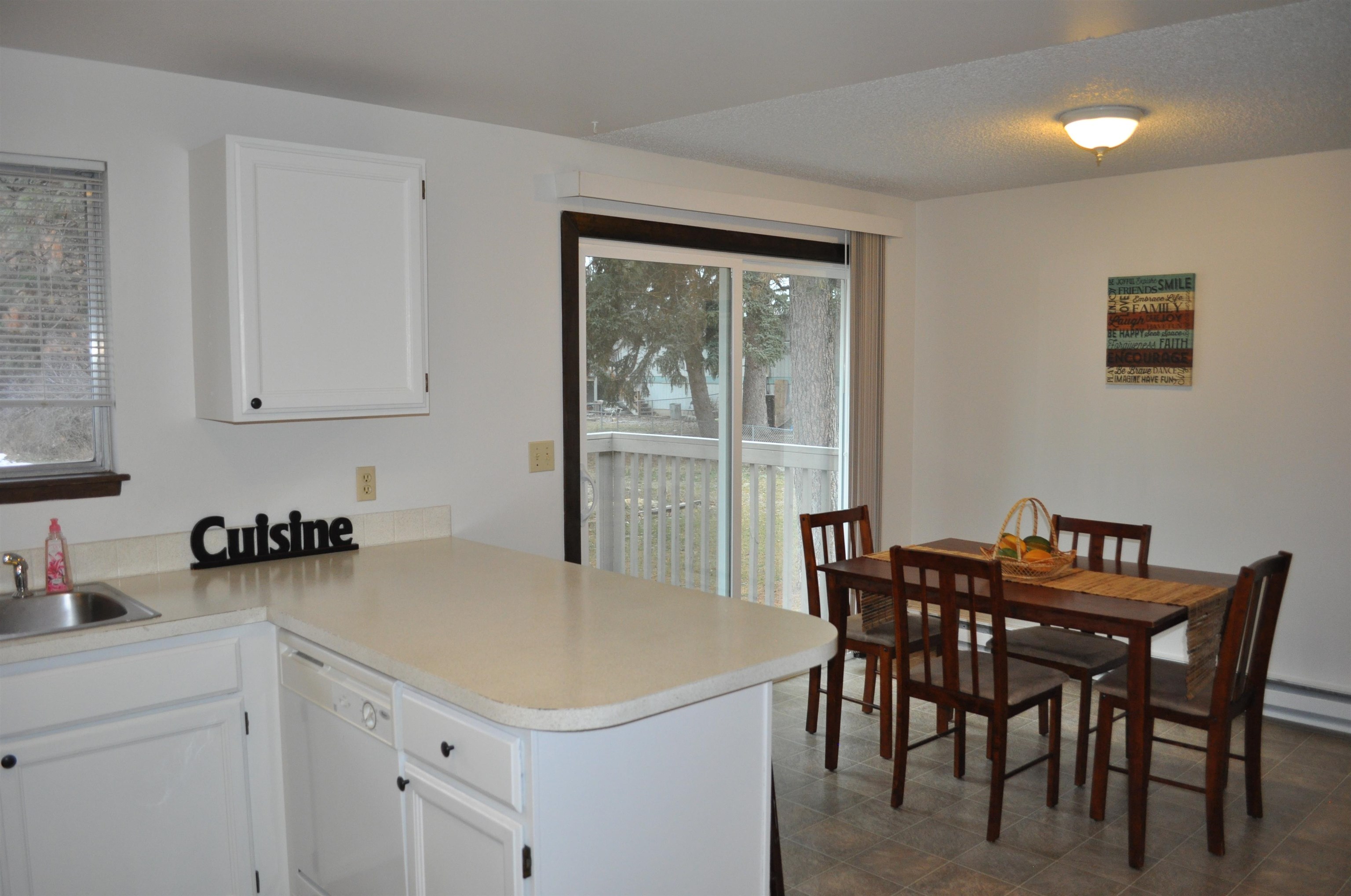 3920-22 South Bowdish Road Spokane Valley, WA 99206 - Photo 8 of 21 Gallery Image 8