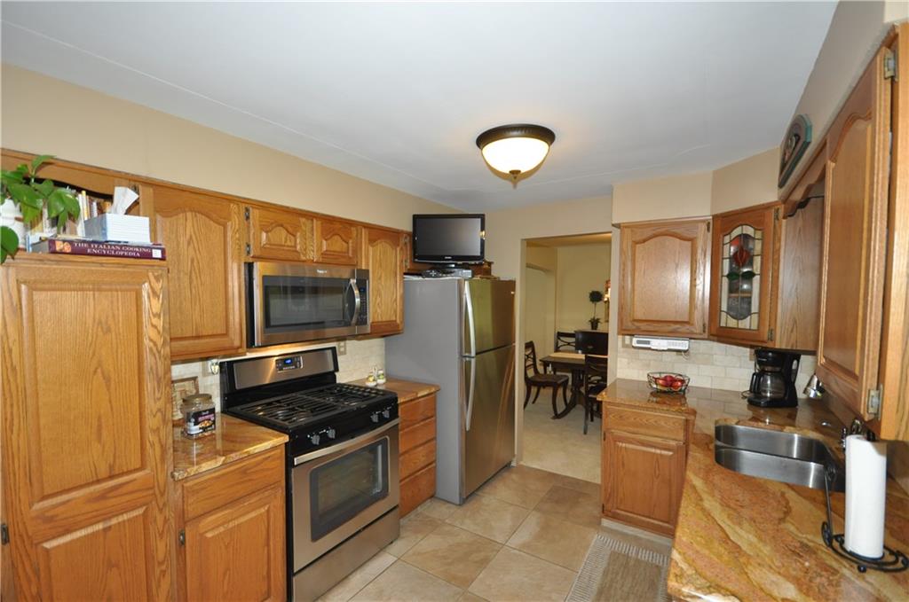 5243 McAnulty Road Pittsburgh, PA 15236 - Photo 12 of 17 Gallery Image 12