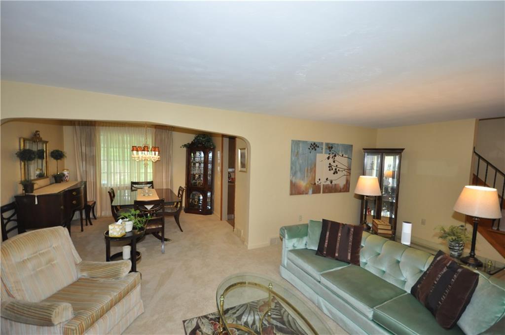 5243 McAnulty Road Pittsburgh, PA 15236 - Photo 7 of 17 Gallery Image 7