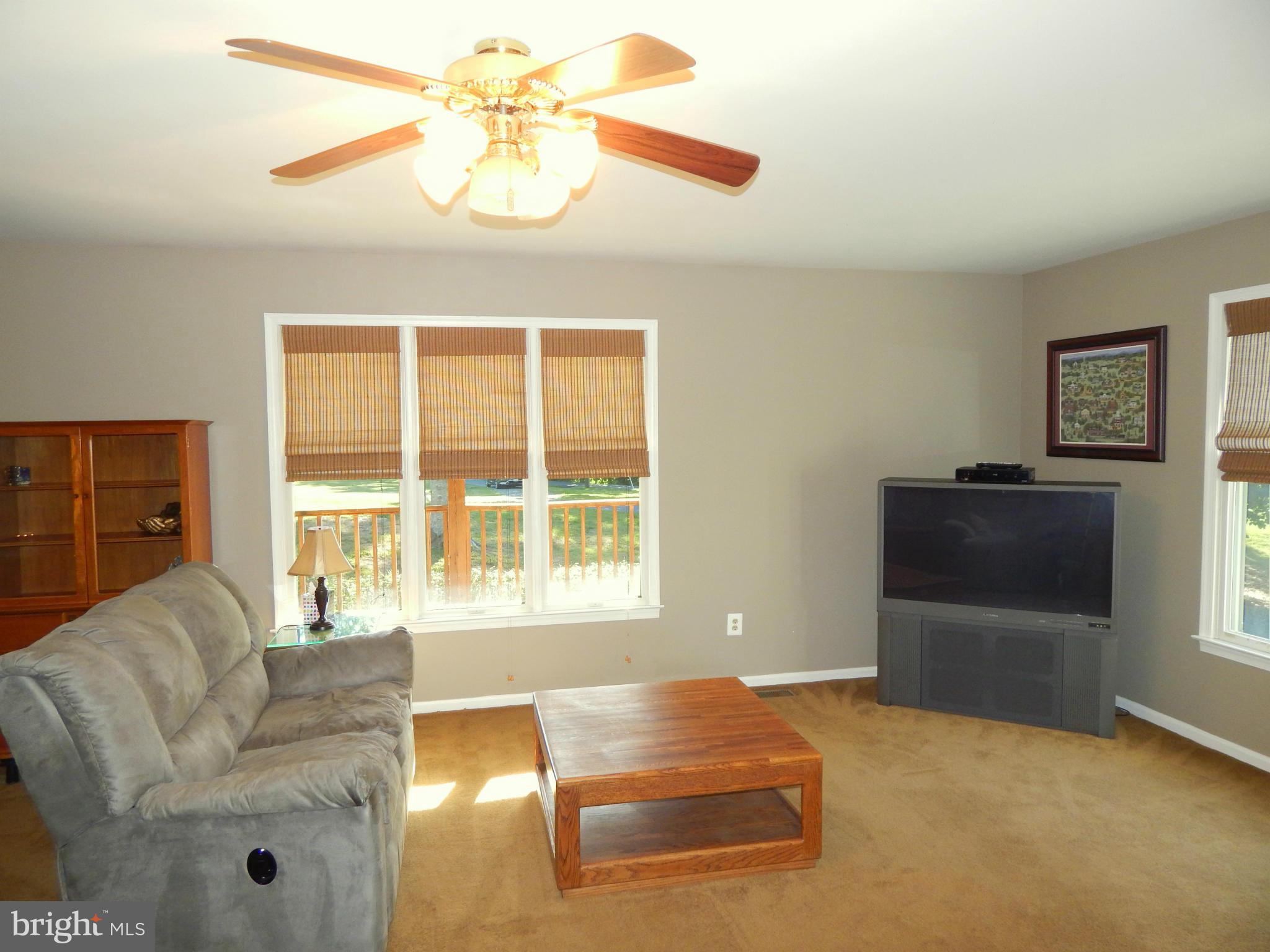 8246 Sinclair Mill Road Manassas, VA 20112 - Photo 4 of 30 Living Room, View #2