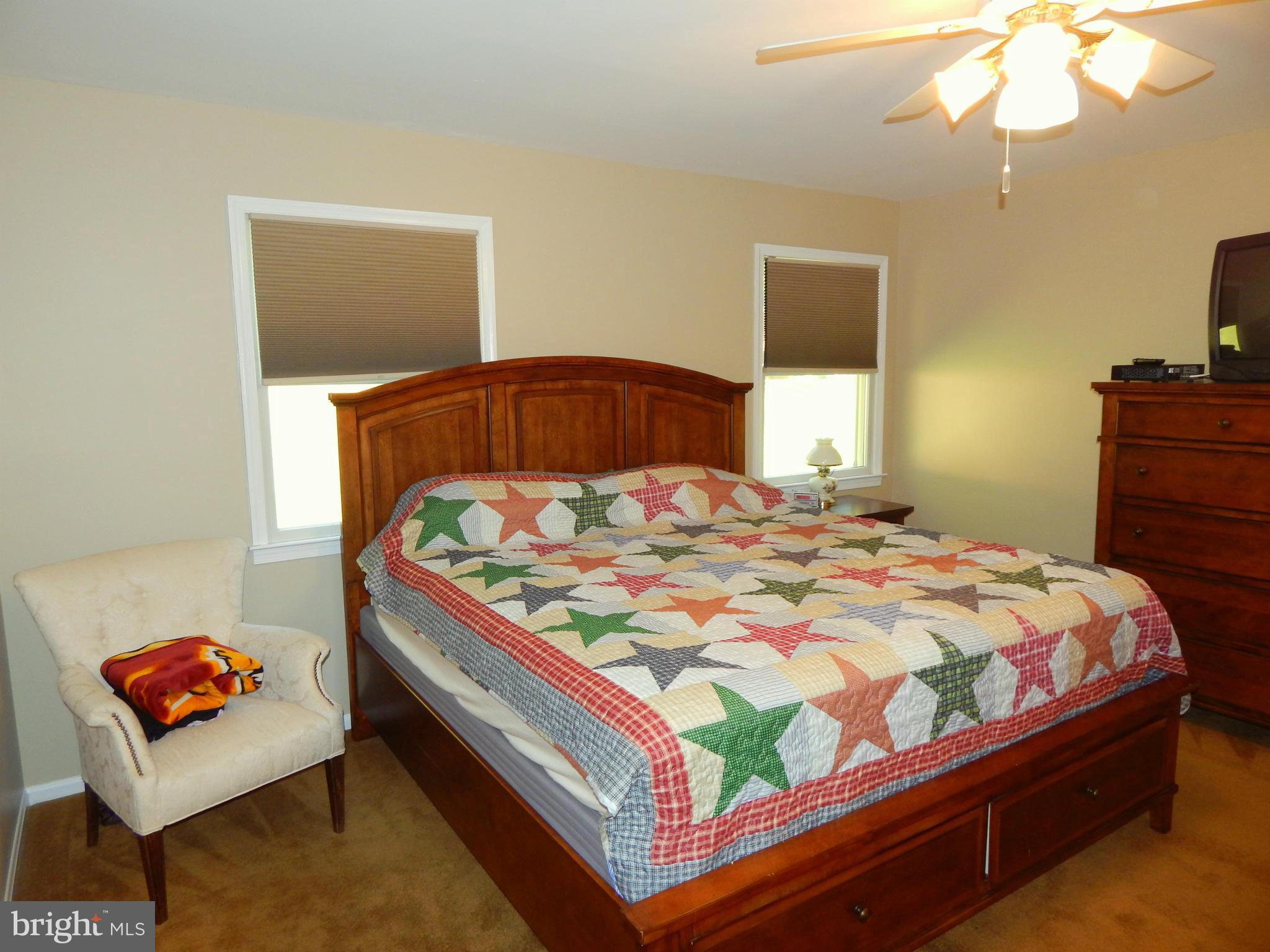 8246 Sinclair Mill Road Manassas, VA 20112 - Photo 9 of 30 Master Bedroom Suite w/ Attached Bathroom