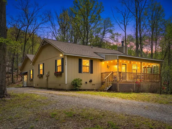 $425,000 | 122 Penland Indian Trail, Hayesville, NC 28904