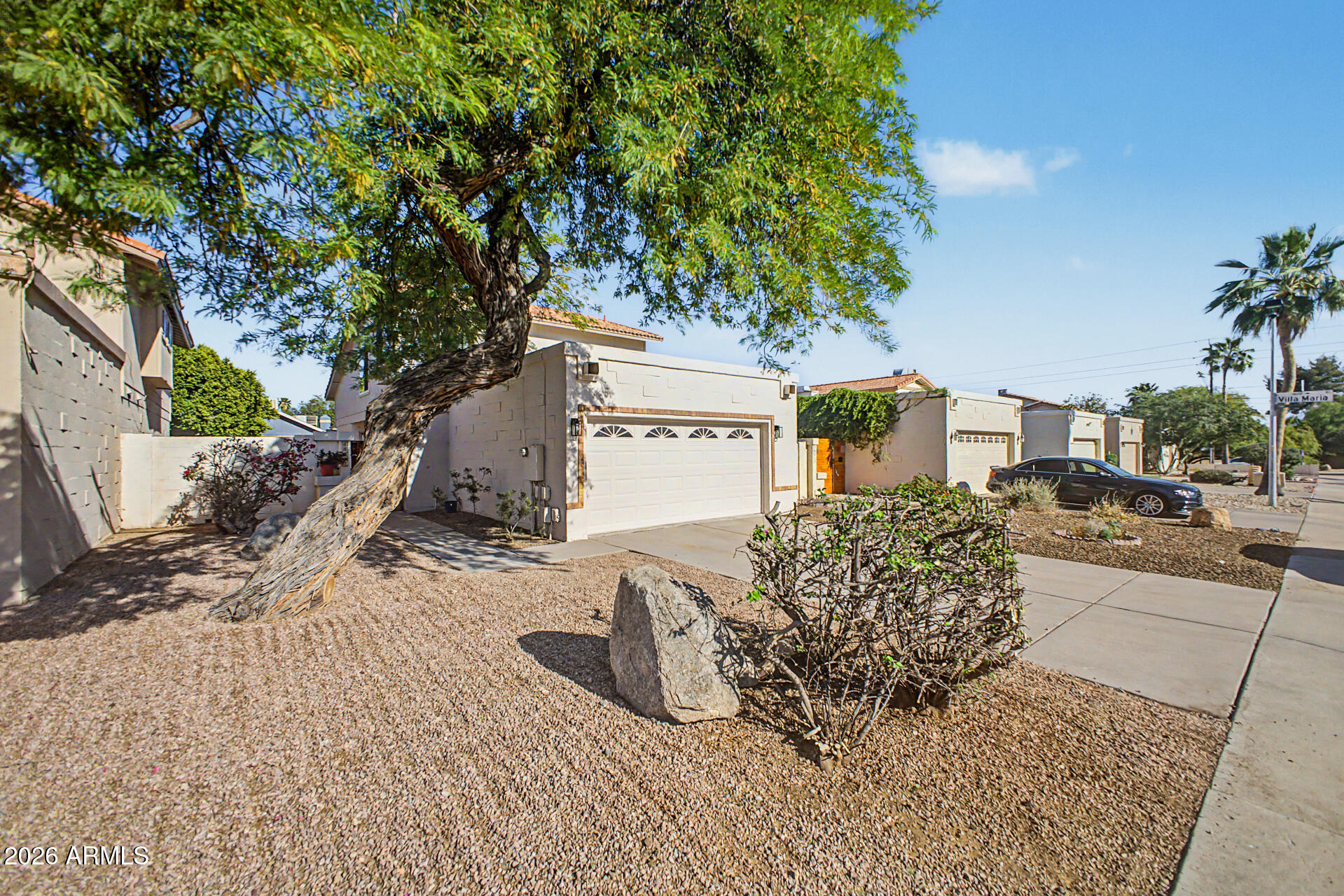 18217 North 16th Way Phoenix, AZ 85022 - Photo 2 of 24 02 - 16th