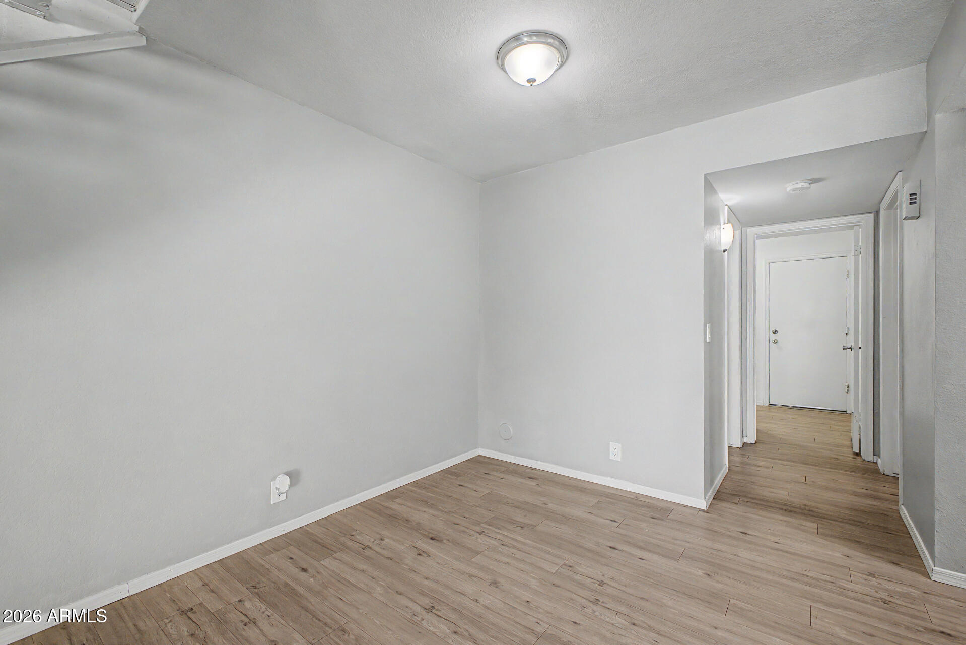 18217 North 16th Way Phoenix, AZ 85022 - Photo 8 of 24 08 - 16th