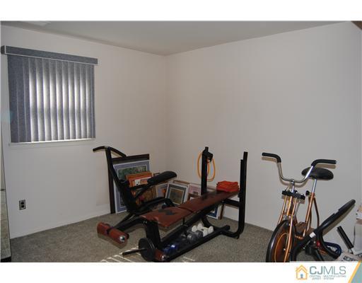 1247 Carlisle Road North Brunswick, NJ 08902 - Photo 14 of 16 Gallery Image 14