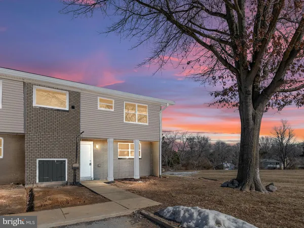 $2,600 | 2050 Nike Drive, Unit 7, Waldorf, MD 20601