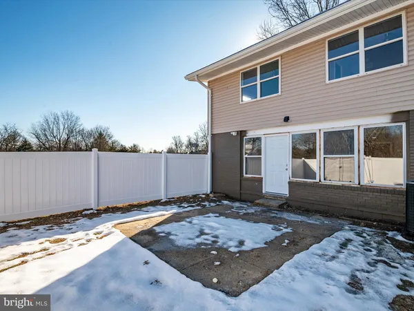 $2,600 | 2050 Nike Drive, Unit 7, Waldorf, MD 20601