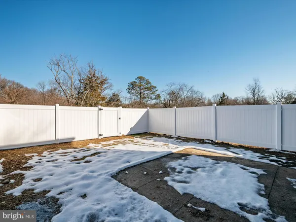 $2,600 | 2050 Nike Drive, Unit 7, Waldorf, MD 20601