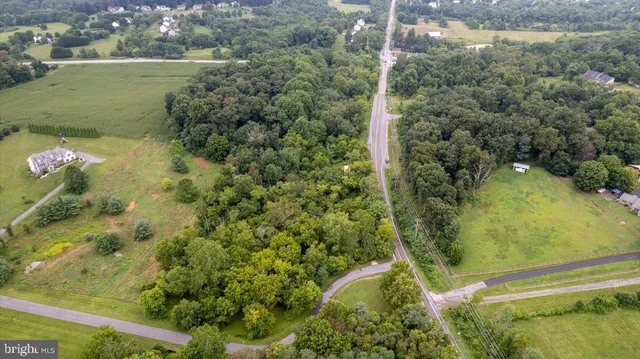 a view of a lake from a yard