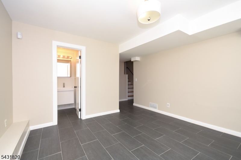 511 Scotland Road South Orange, NJ 07079 - Photo 23 of 36