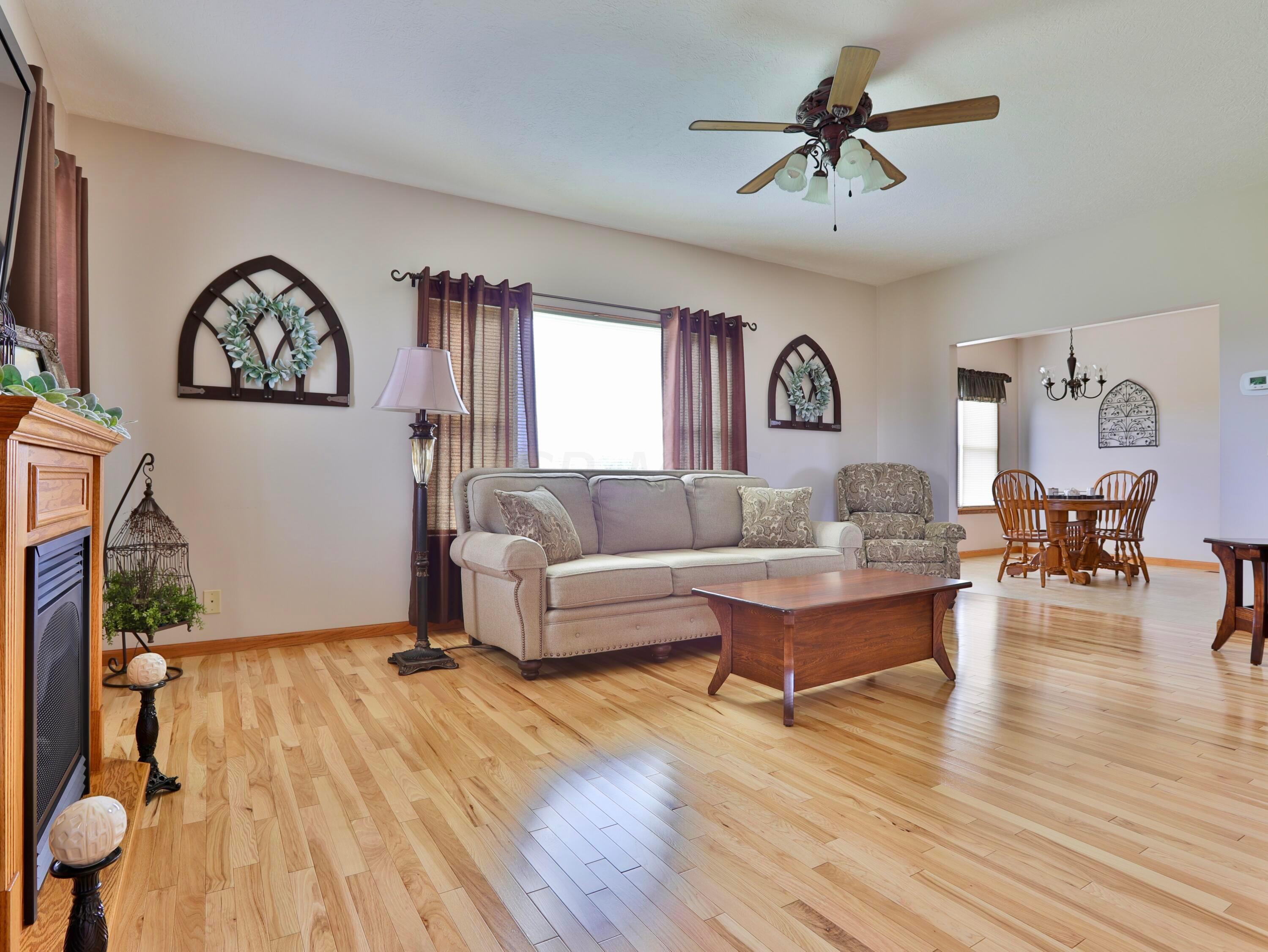 1981 Horton Sisters Road Oak Hill, OH 45656 - Photo 14 of 26 14. Living Room