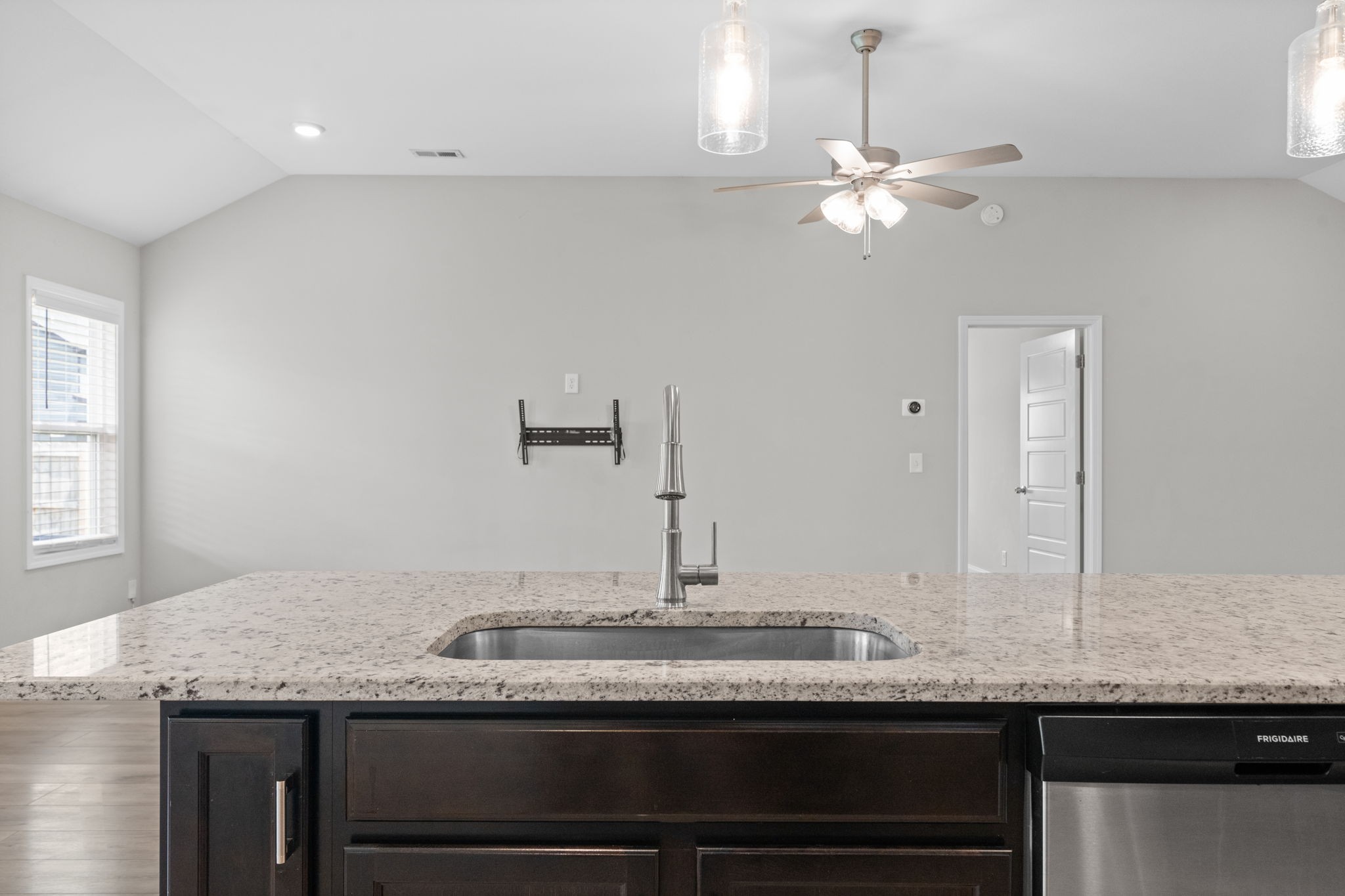 219 Clark Road Clarksville, TN 37042 - Photo 15 of 32 Gallery Image 15