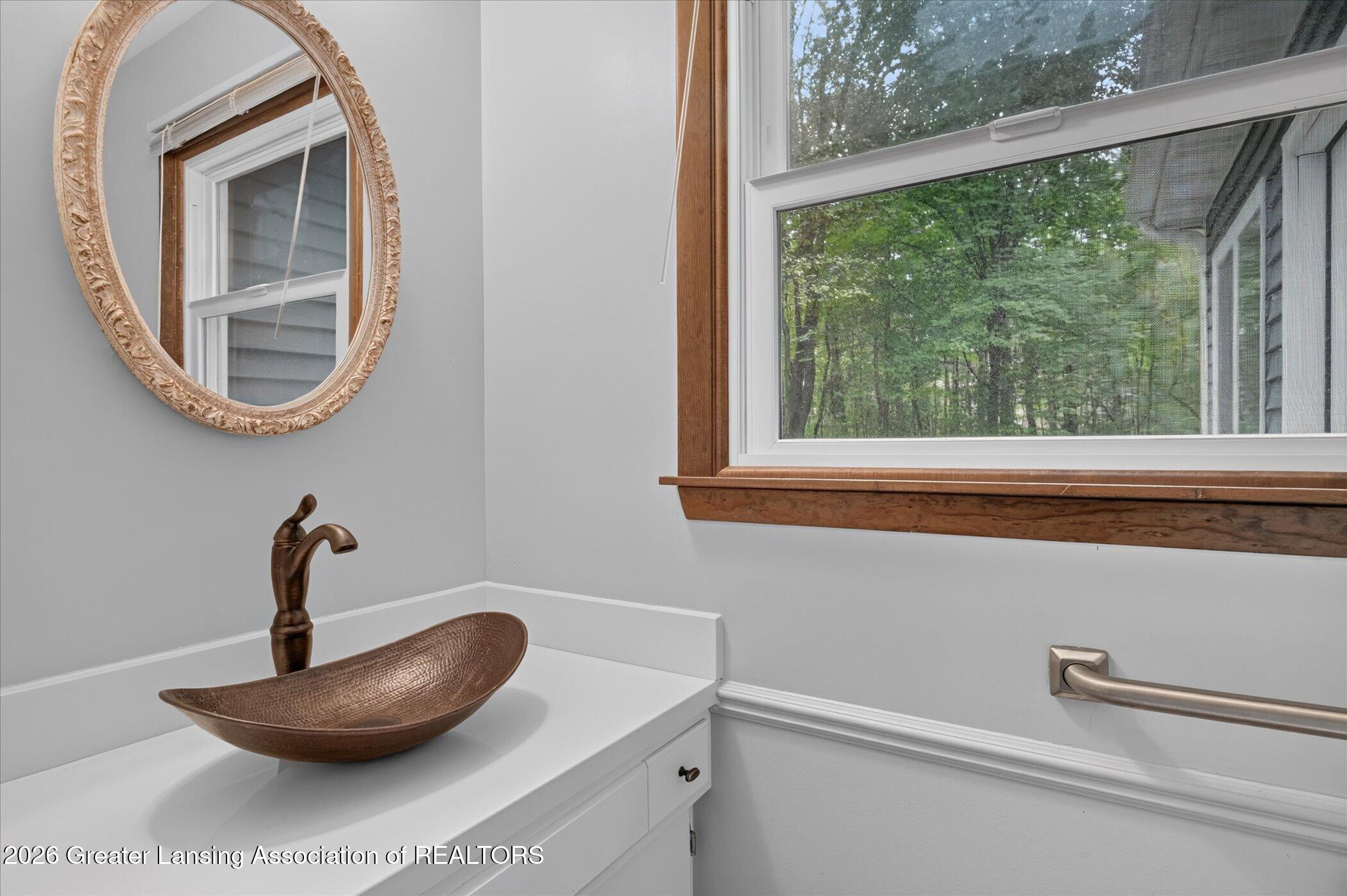 5705 Lakeview Drive Perry, MI 48872 - Photo 26 of 52 38-5705-Lakeview-Dr-WindowStill