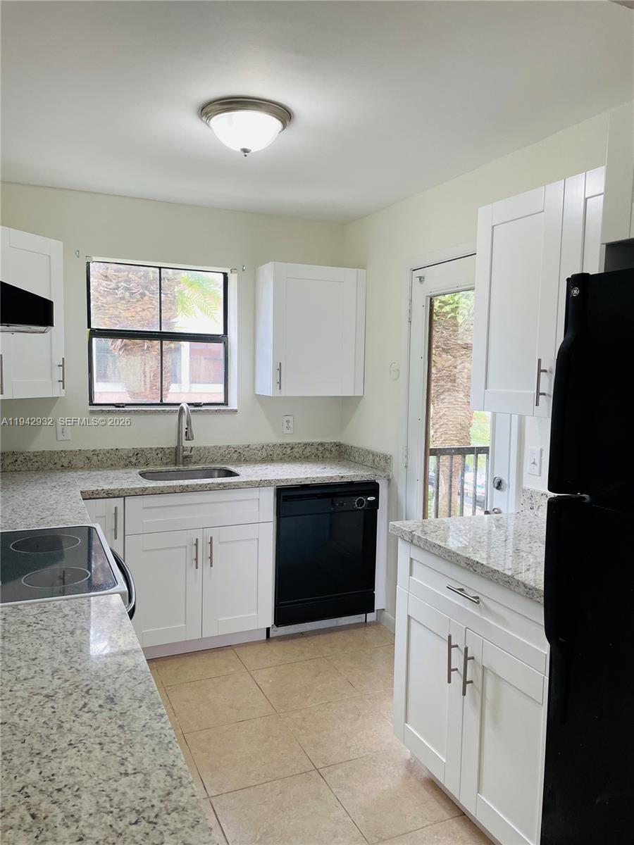 15551 Southwest 104th Terrace, Unit 826 Miami, FL 33196 - Photo 5 of 16