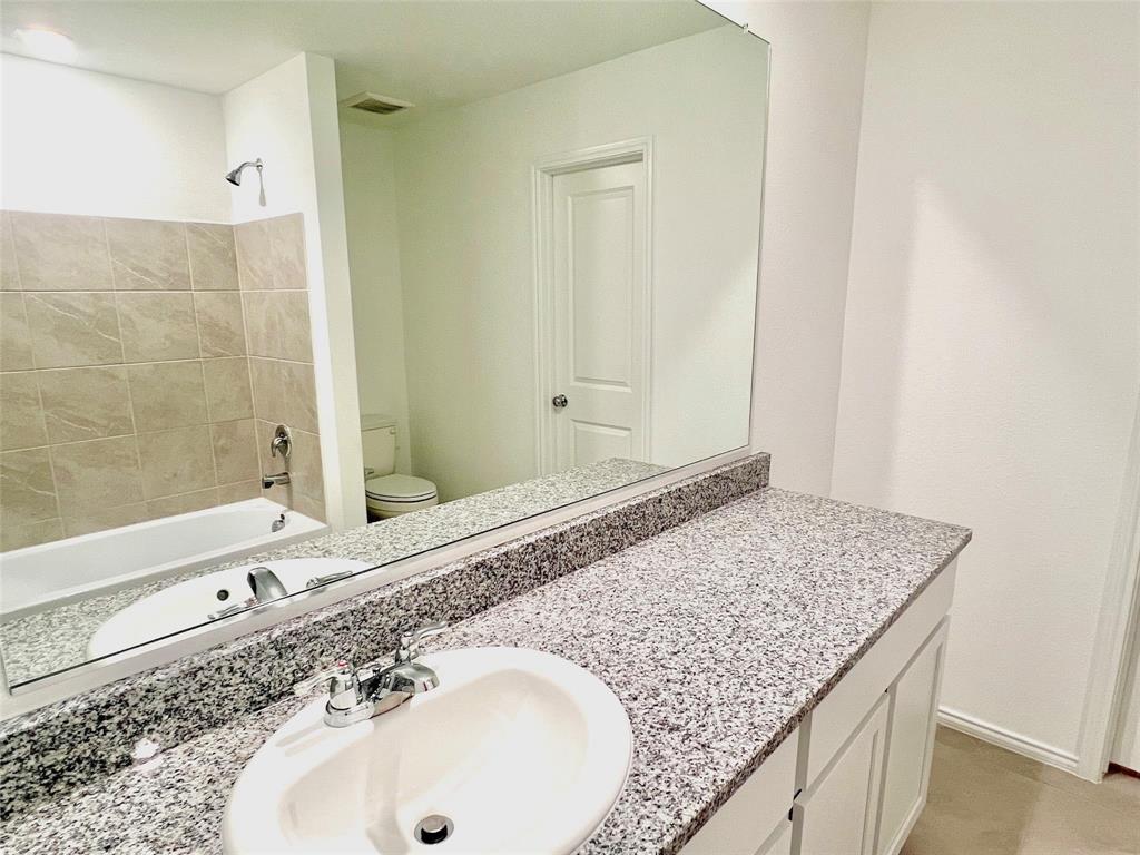 326 Ashbrook Way Princeton, TX 75407 - Photo 11 of 16