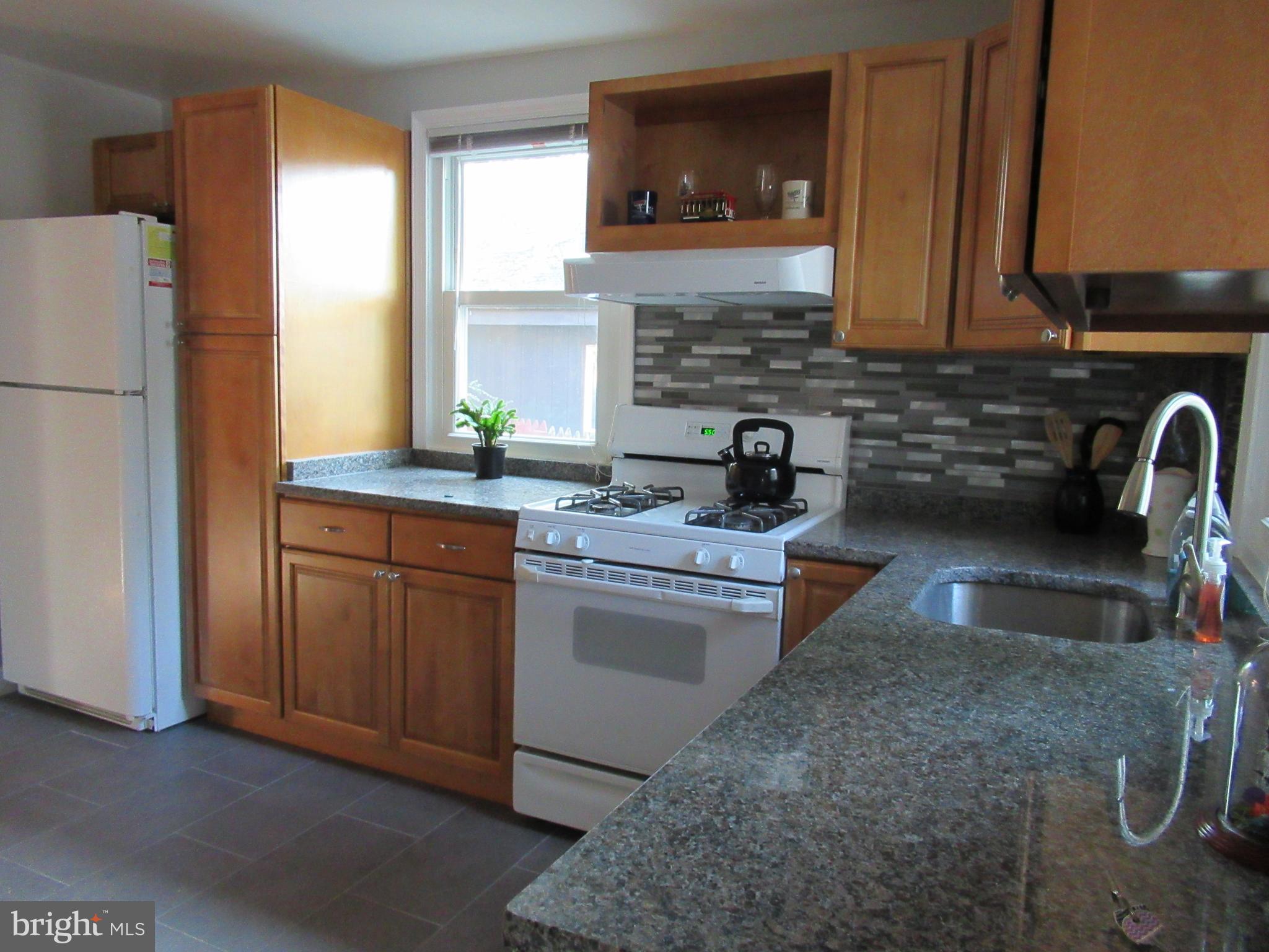 5902 Berwyn Road Berwyn Heights, MD 20740 - Photo 12 of 25 Kitchen