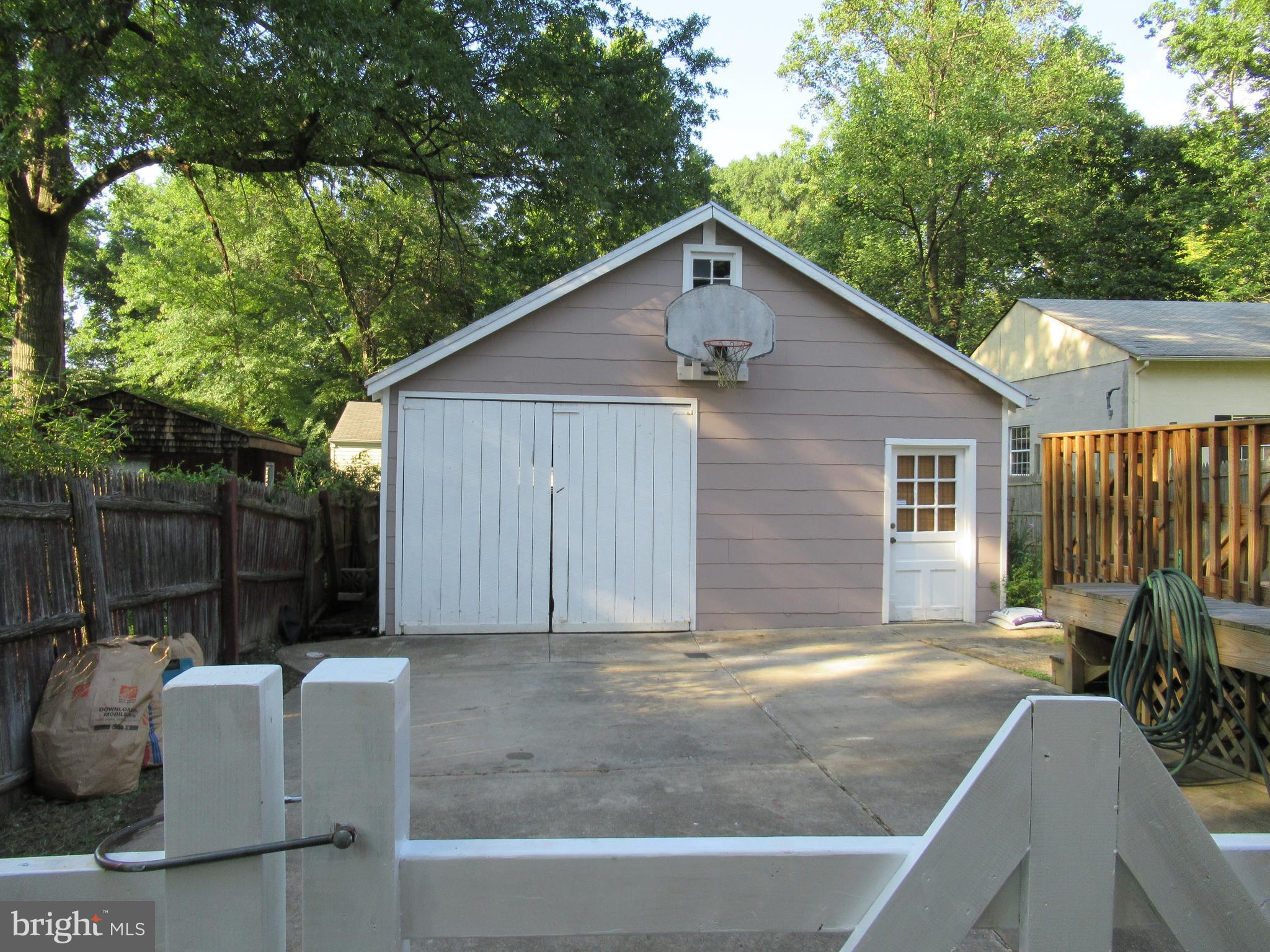 5902 Berwyn Road Berwyn Heights, MD 20740 - Photo 19 of 25 fenced back yd with big garage