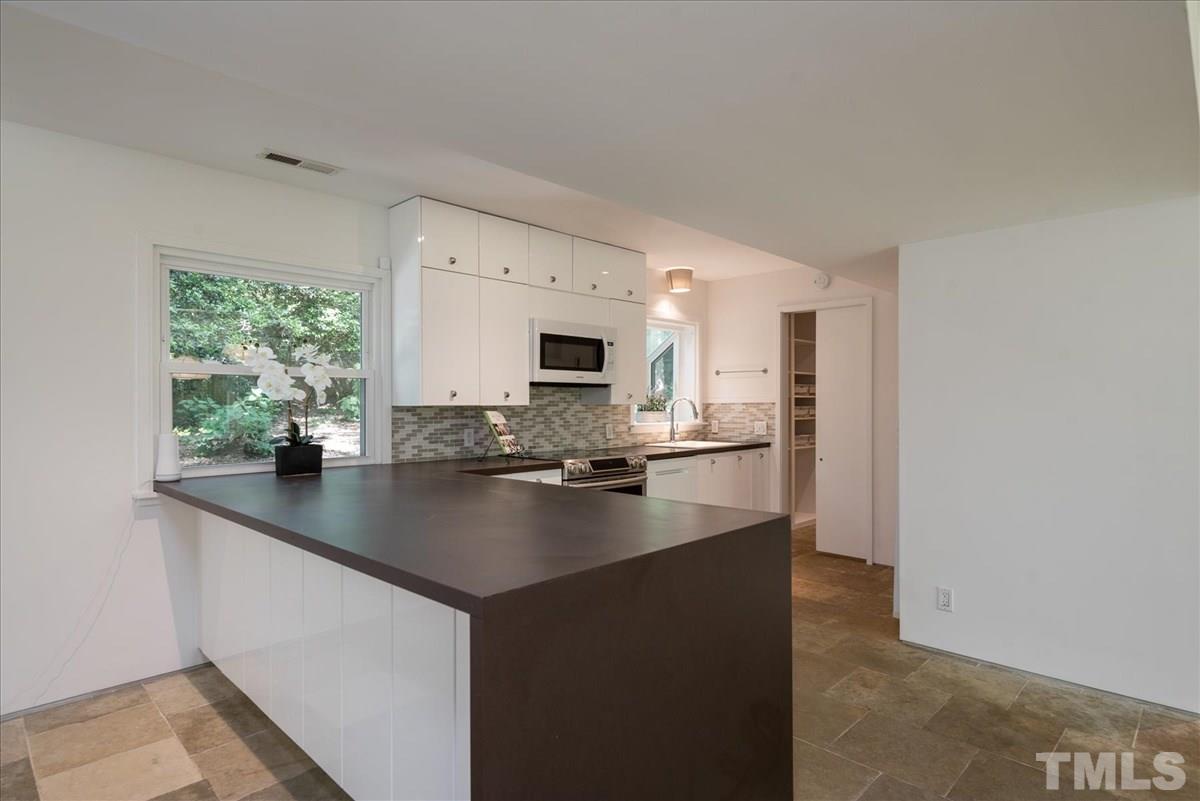 905 Beaver Dam Road Raleigh, NC 27607 - Photo 6 of 28