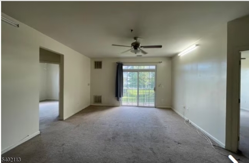 3223 Edward Stec Boulevard Edison, NJ 08837 - Photo 6 of 10