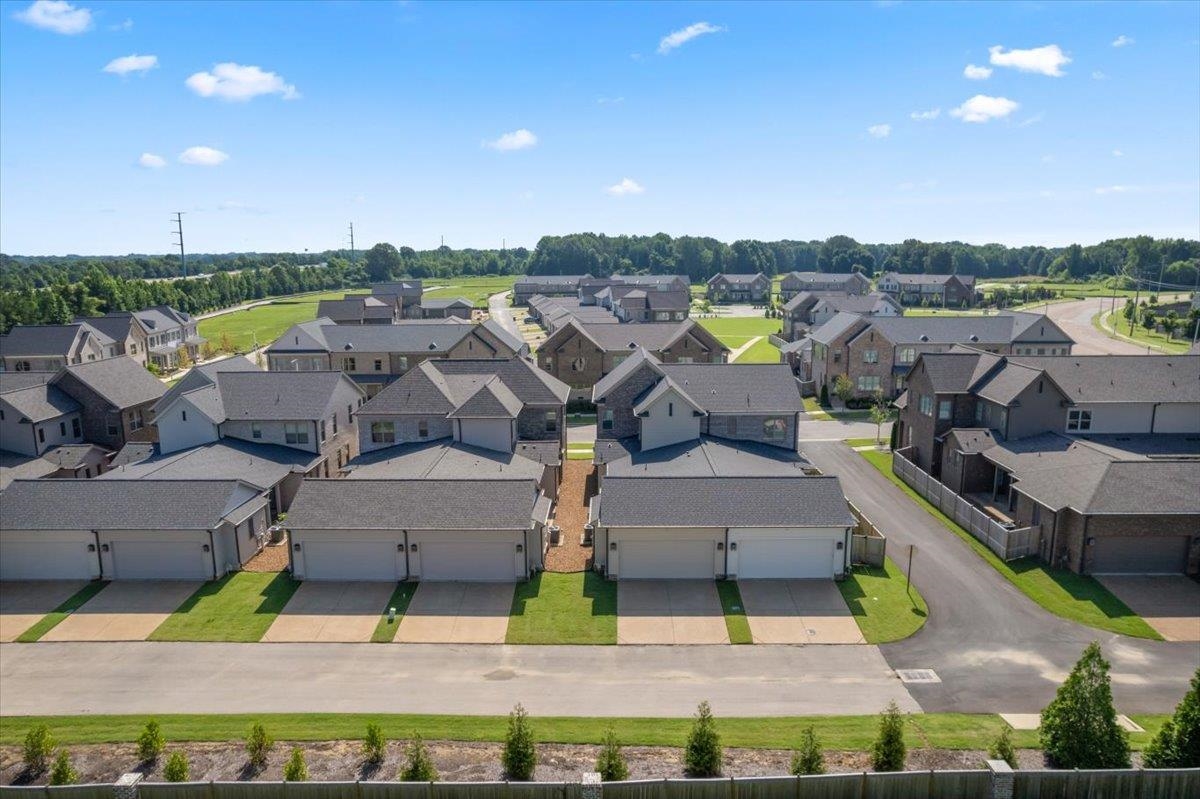 926 Aldwick Drive Collierville, TN 38017 - Photo 31 of 39 an aerial view of a house with a garden