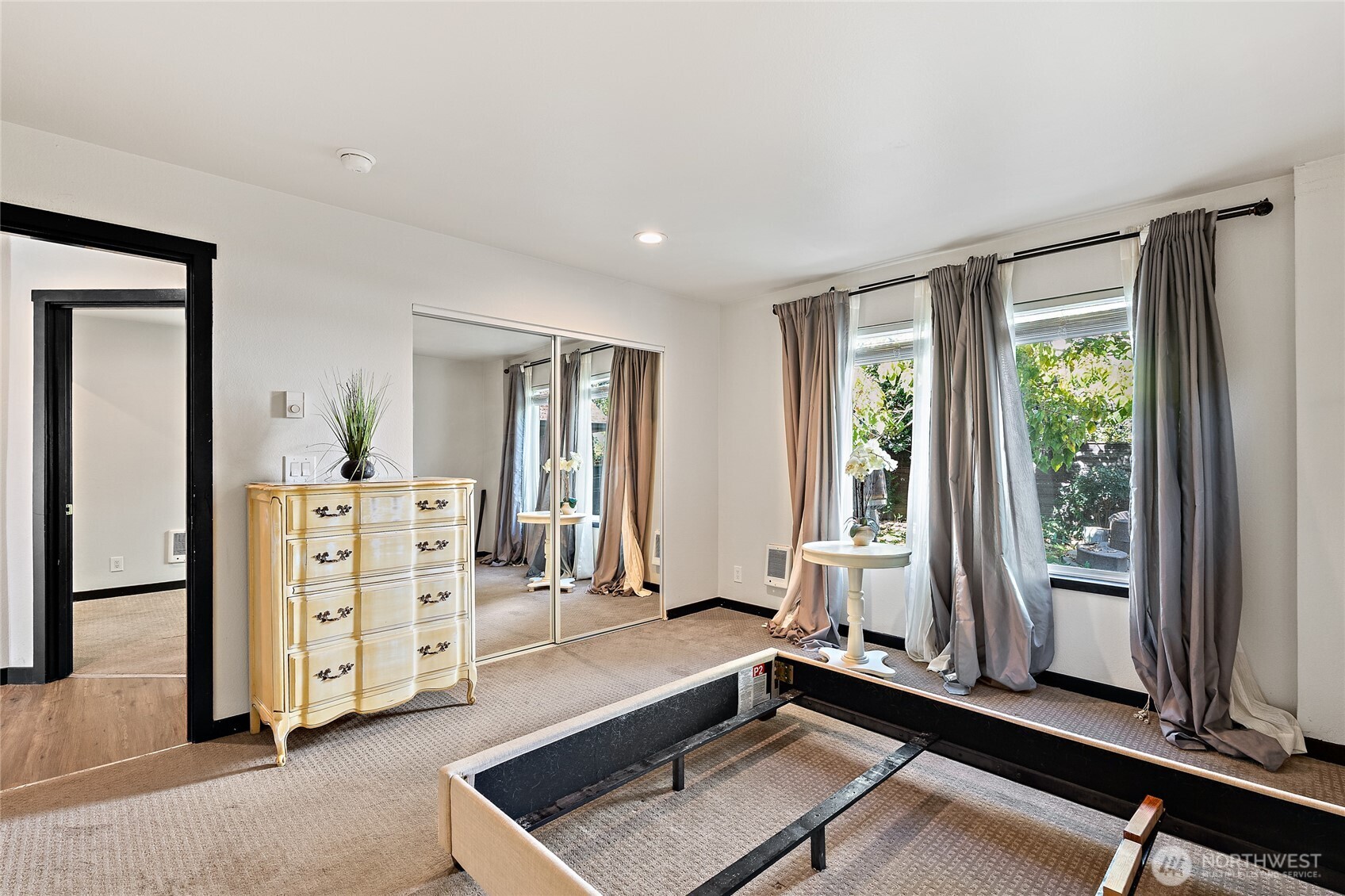 804 North Motor Place, Unit A Seattle, WA 98103 - Photo 14 of 20