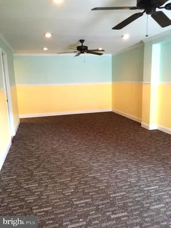 $2,700 | 14886 Lambeth Square, Centreville, VA 20120