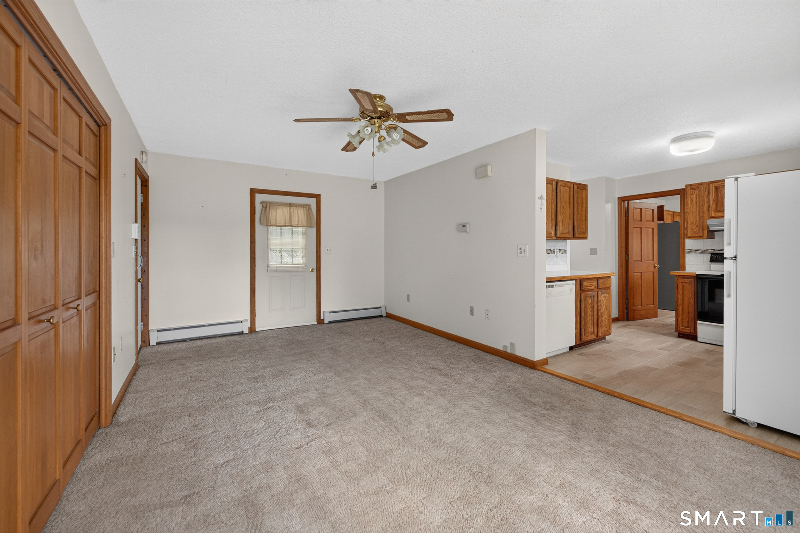 7 Massapeag Point Road Montville, CT 06382 - Photo 28 of 39