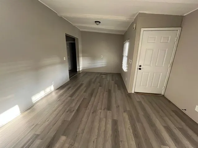 $1,650 | 2207 Cadiz Circle, Granbury, TX 76048