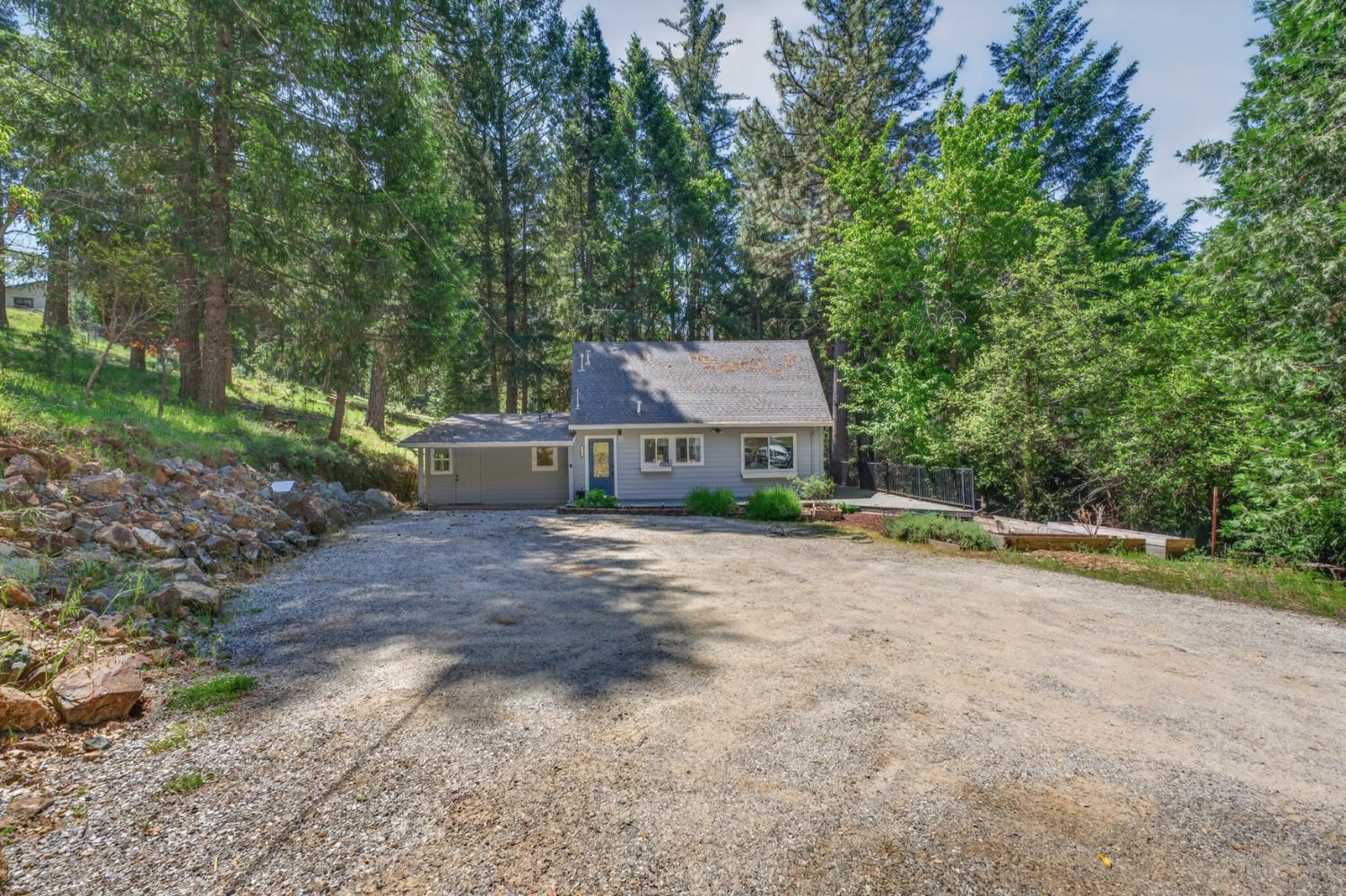4340 Fairglade Road Placerville, CA 95667 - Photo 4 of 42
