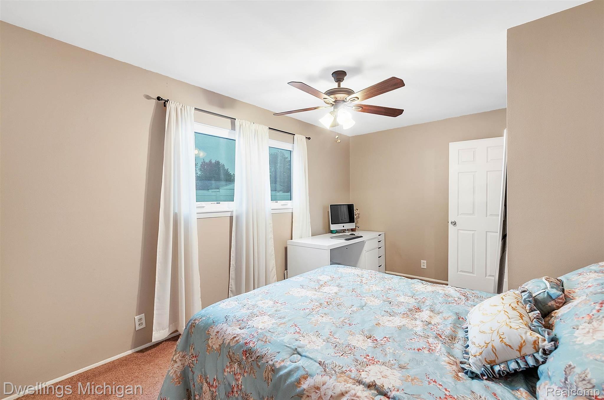 564 Newport Road Carleton, MI 48117 - Photo 23 of 30 23-564 Newport Rd-WindowStill-Real-.jpg