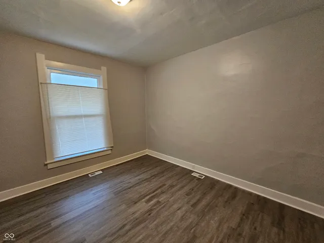 $1,575 | 224 Iowa Street, Indianapolis, IN 46225