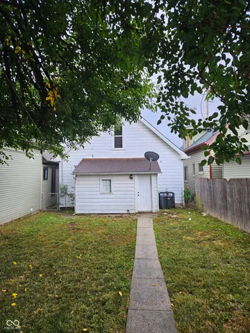 $1,575 | 224 Iowa Street, Indianapolis, IN 46225
