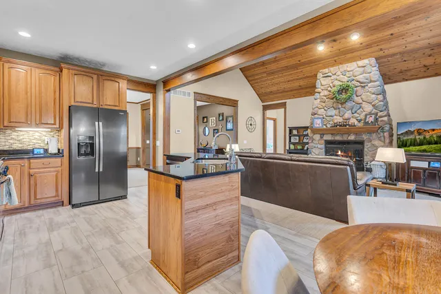 $499,900 | 6550 Maple Dale Road, Jackson, MI 49201