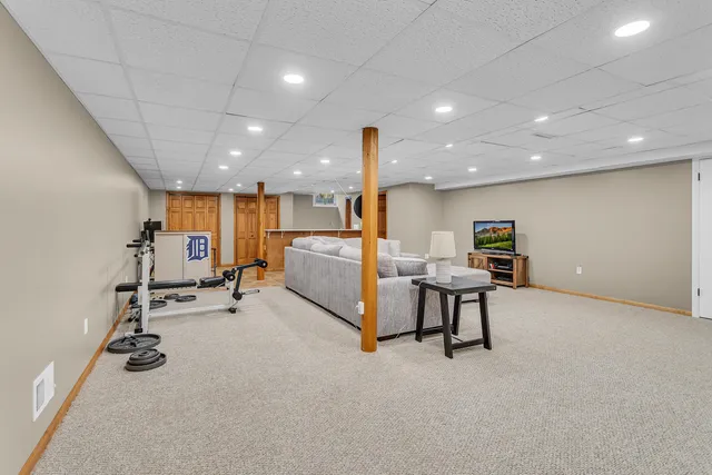 $499,900 | 6550 Maple Dale Road, Jackson, MI 49201