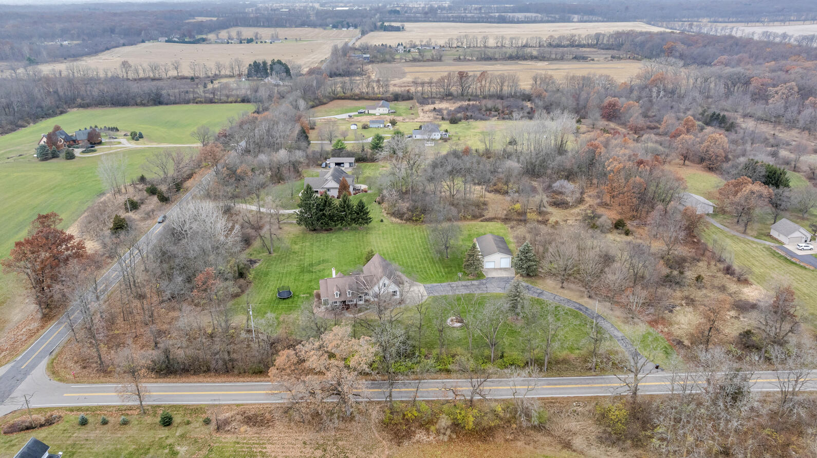 6550 Maple Dale Road Jackson, MI 49201 - Photo 42 of 43 DJI_20251121124636_0354_D