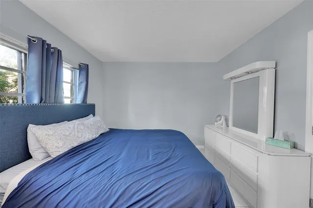 $2,200 | 4627 Bougainvilla Drive, Unit 1A, Lauderdale-by-the-Sea, FL 33308