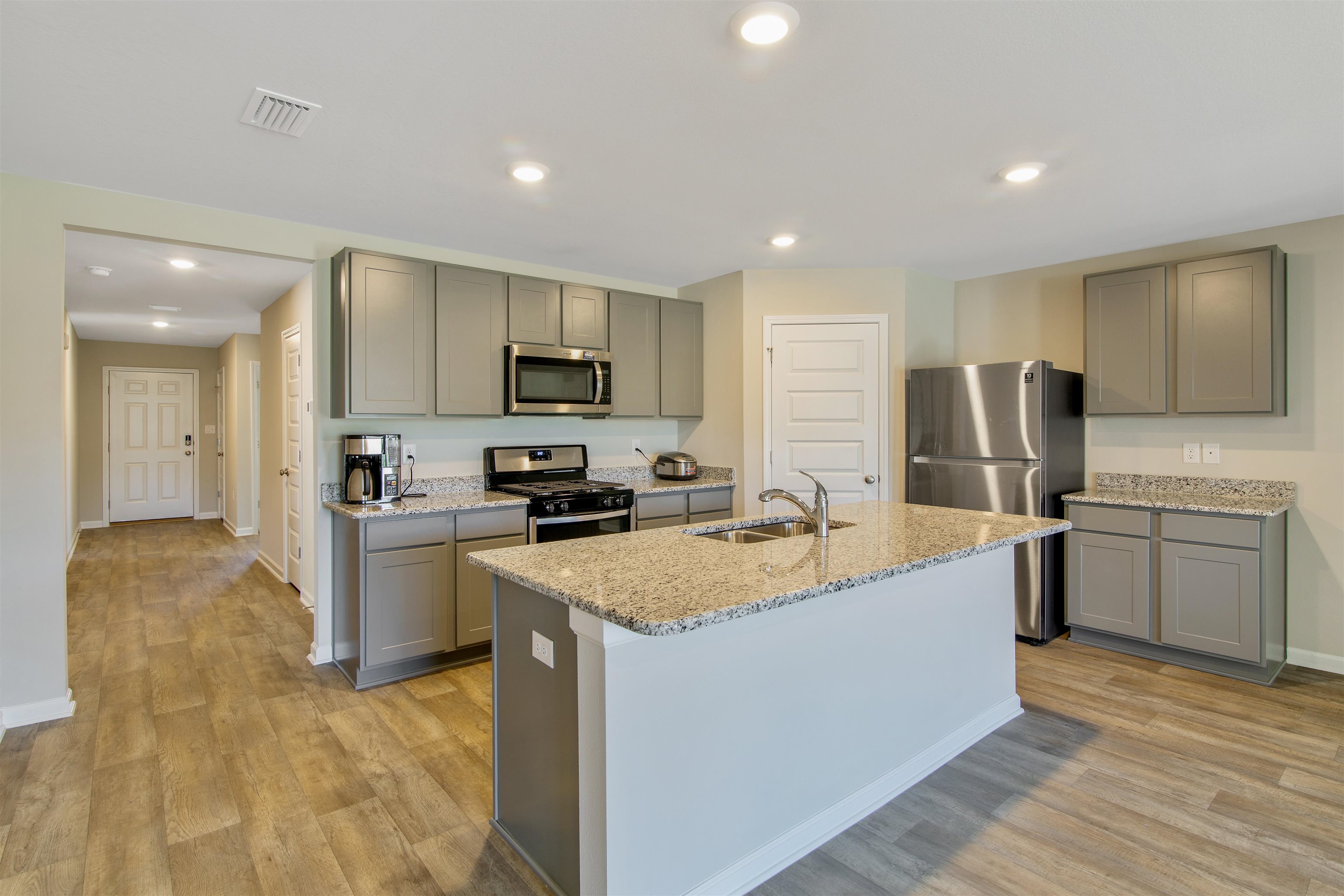 24001 Citation Loop Daphne, AL 36526 - Photo 6 of 40