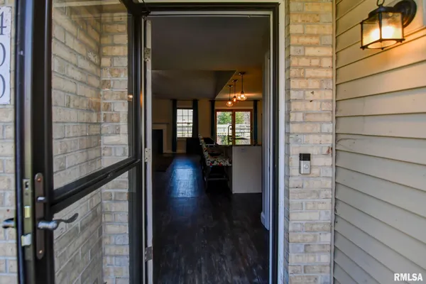 $349,900 | 400 Park Street, Rochester, IL 62563